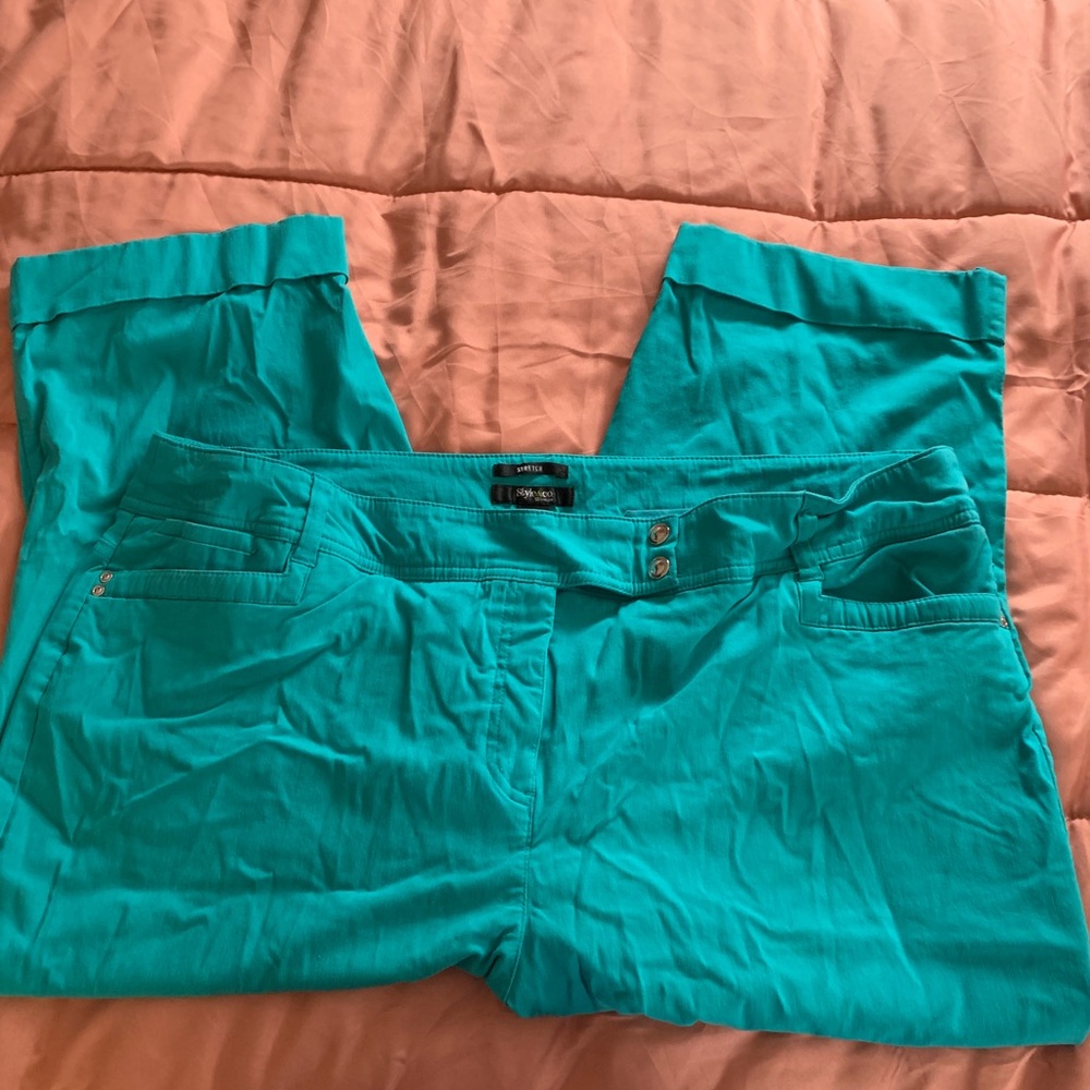 Turquoise Capri pants